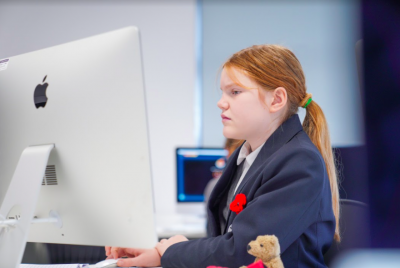 lower school brookes student at the computer